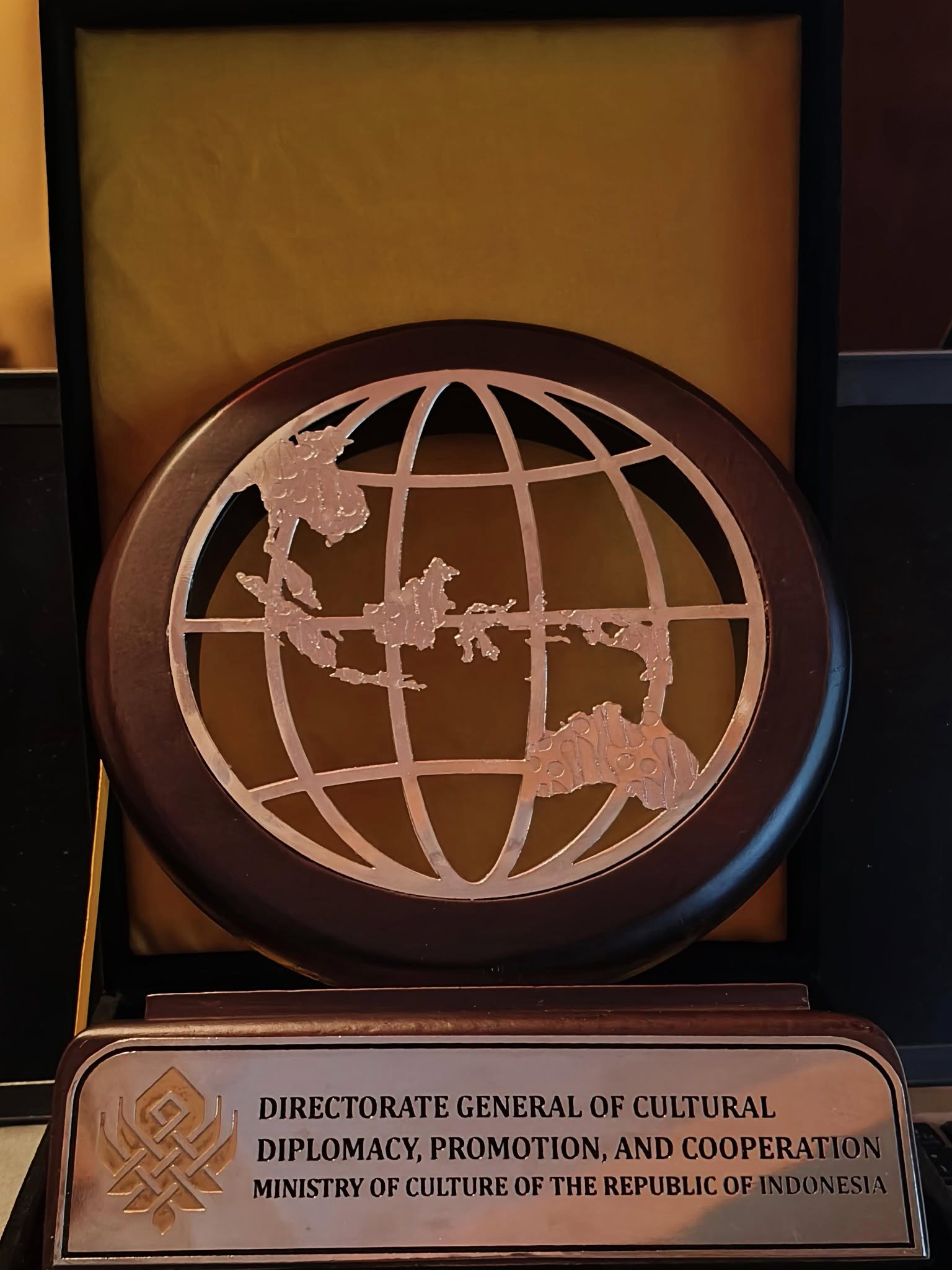 Plaquette van het Ministerie van Cultuur van Indonesië